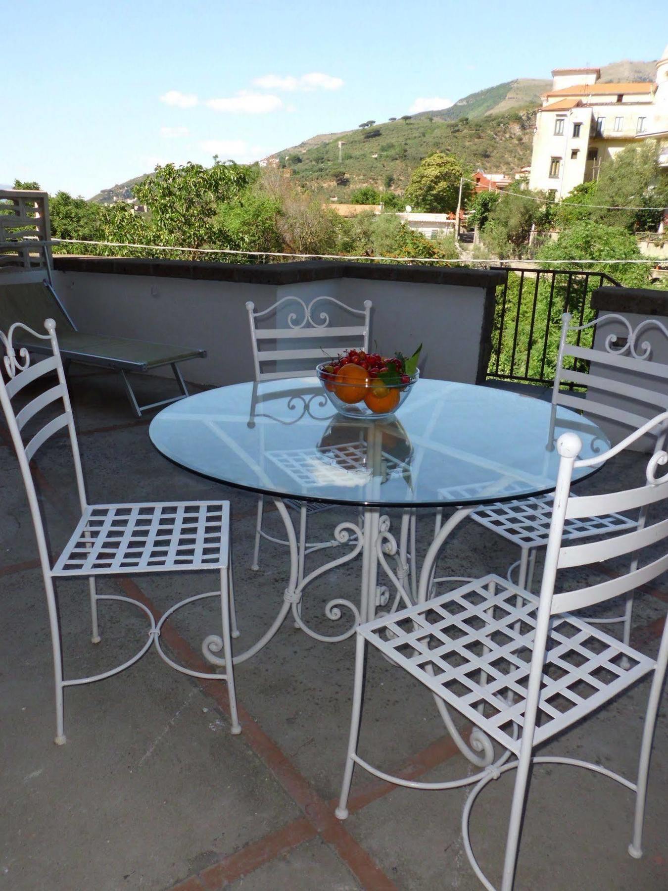 Casale Le Noci Apartment Вико Екуензе Екстериор снимка