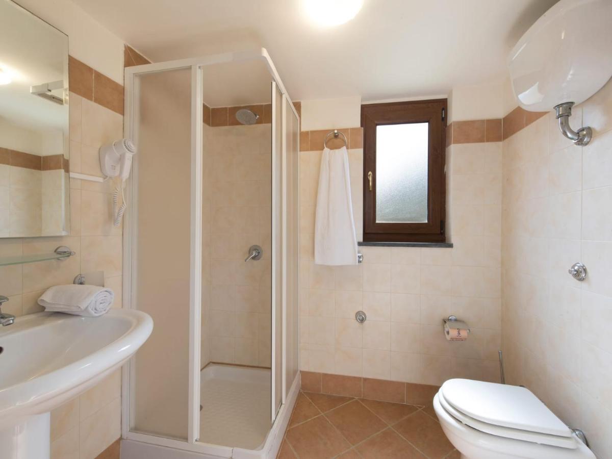 Casale Le Noci Apartment Вико Екуензе Екстериор снимка