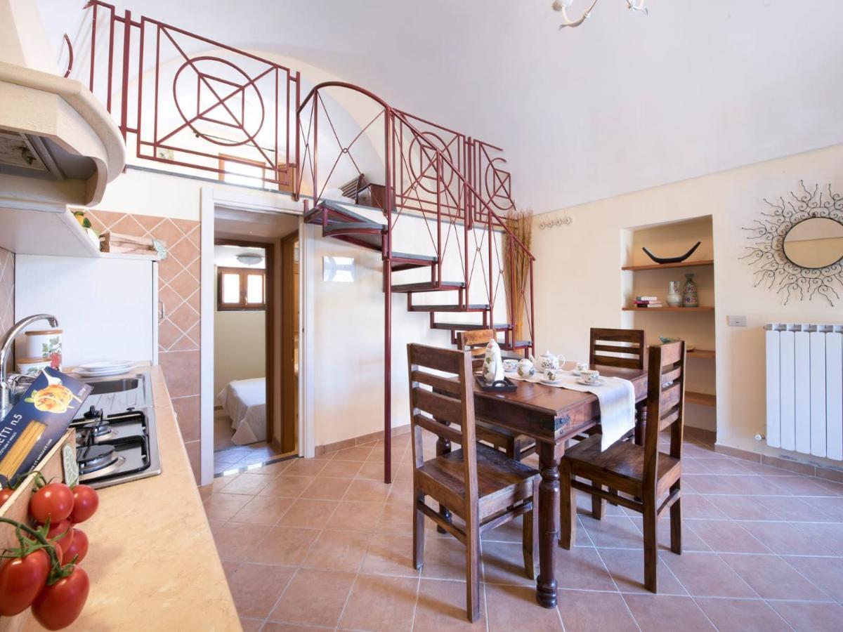 Casale Le Noci Apartment Вико Екуензе Екстериор снимка