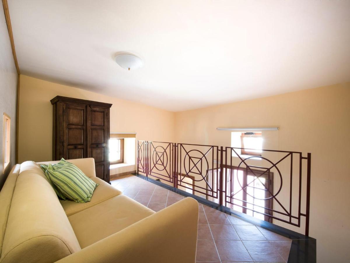 Casale Le Noci Apartment Вико Екуензе Екстериор снимка