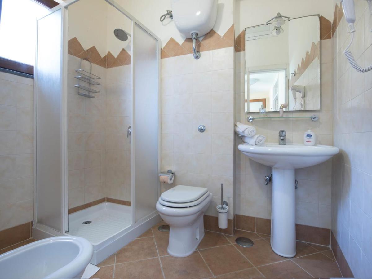 Casale Le Noci Apartment Вико Екуензе Екстериор снимка